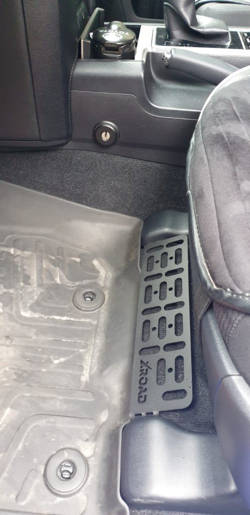 Молле панель під переднє сидіння Toyota / Lexus