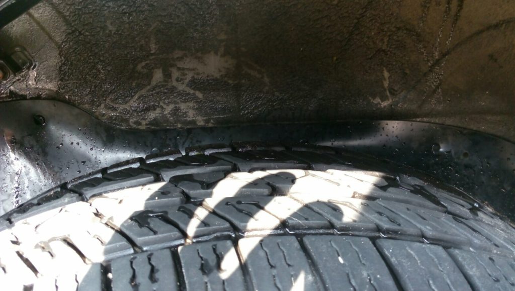 Комплект посиленого брудозахисту задньої арки з набором кліпс для Mitsubishi Pajero Sport G1 (1998-2008)