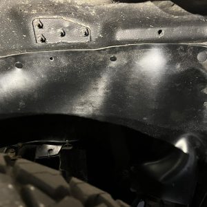 Комплект посиленого брудозахисту моторного відсіку з набором кліпс для Nissan NP300/Navara (1997-2004)