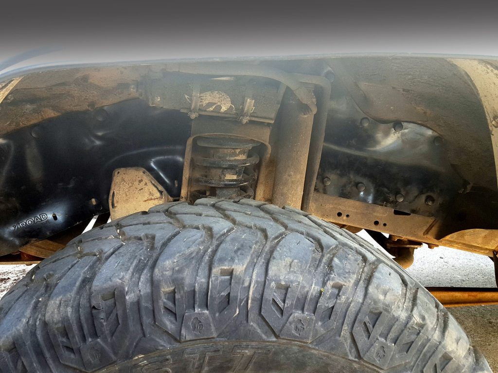 Комплект посиленого брудозахисту моторного відсіку з набором кліпс для Toyota Land Cruiser 70 (1997-т.ч.)