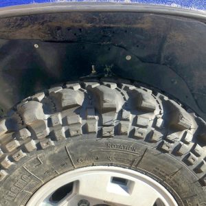 Комплект посиленого брудозахисту моторного відсіку з набором кліпс для Nissan Terrano (1985-1995)