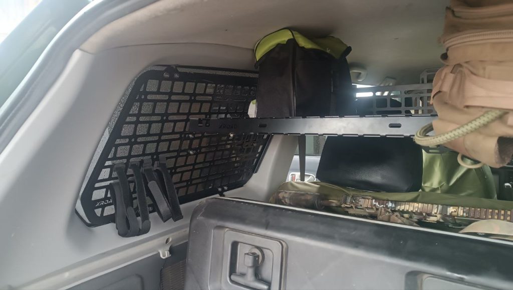 Полиця під стелю у багажник Mitsubishi Pajero Sport 1 (1998-2008)