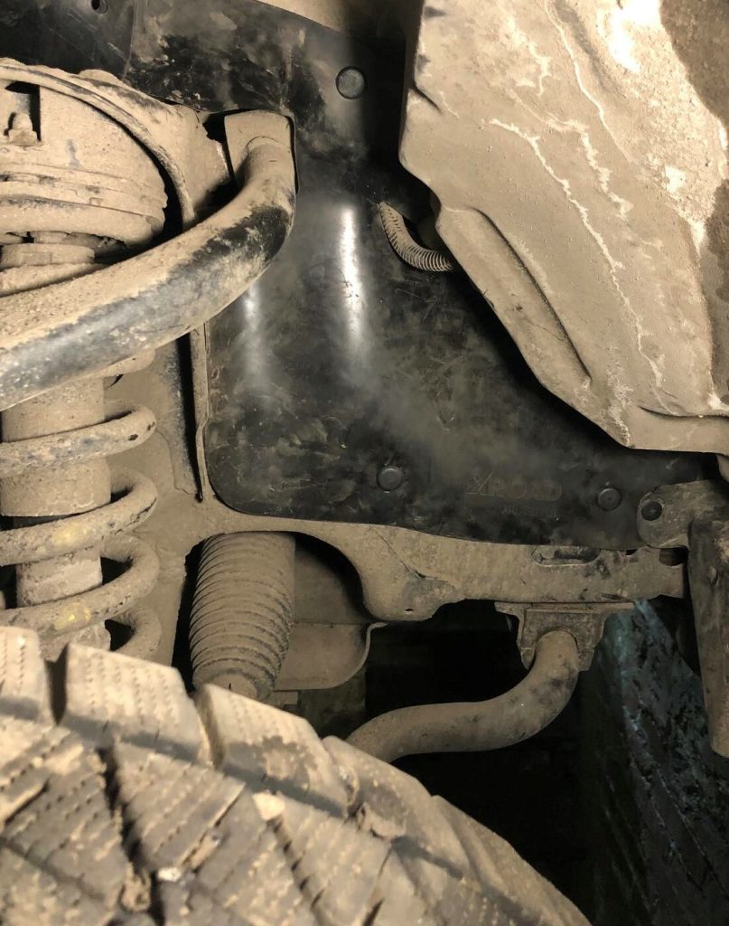 Комплект посиленого брудозахисту моторного відсіку з набором кліпс для Toyota Tundra Sequoia G2 (2006-2017)