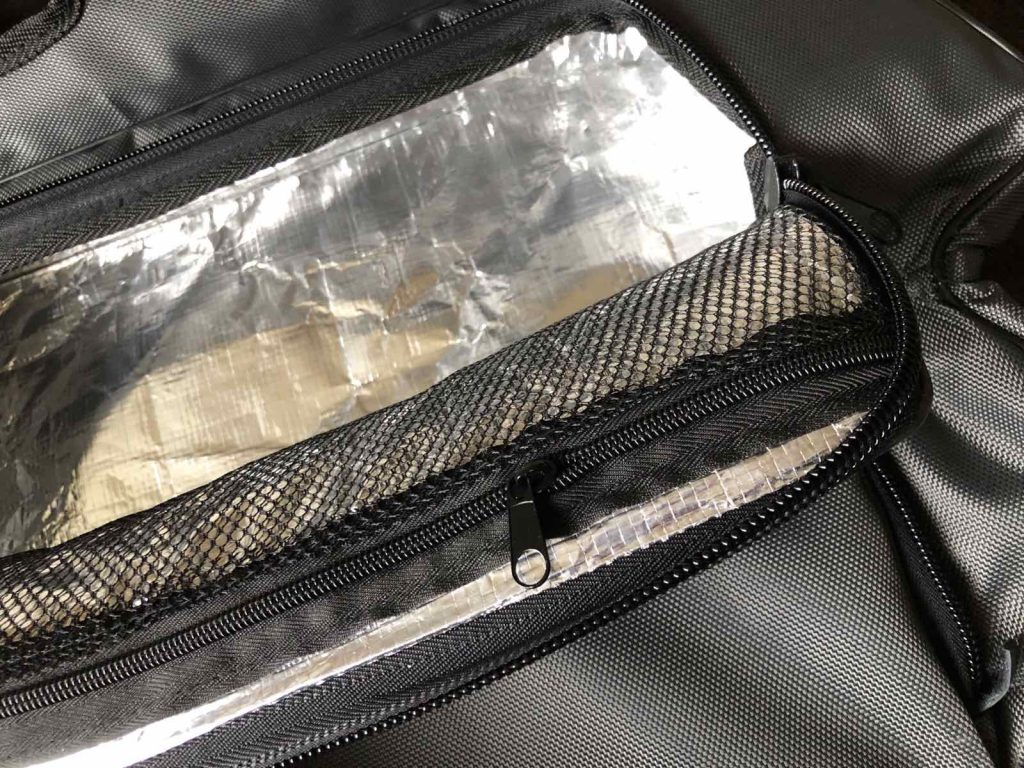 Термосумка-органайзер на вікно багажника Mitsubishi Pajero G3 (1999-2006)