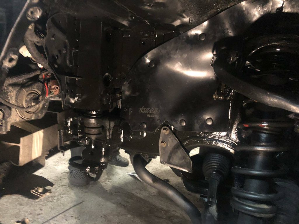 Комплект посиленого брудозахисту моторного відсіку з набором кліпс для Toyota Land Cruiser 200