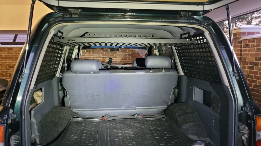 Полиця під стелю в багажник Toyota Land Cruiser 80