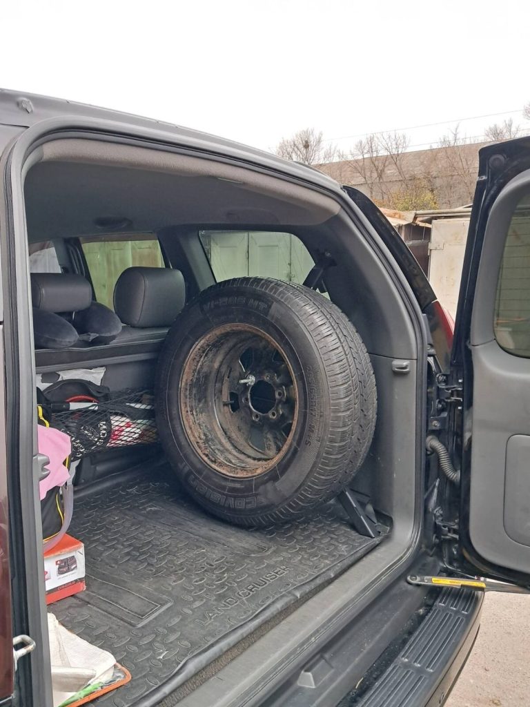 Кронштейн запасного колеса в багажник Toyota Land Cruiser Prado 120, Lexus GX470