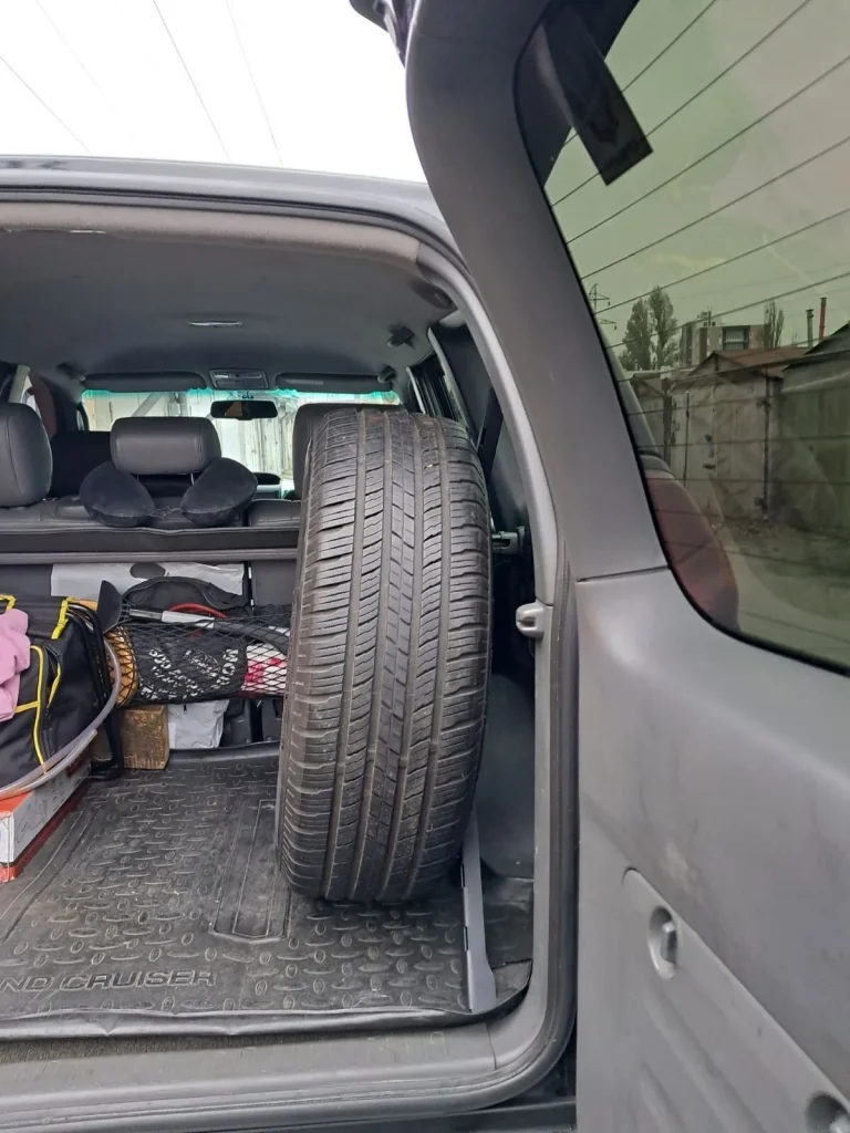 Кронштейн запасного колеса в багажник Toyota Land Cruiser Prado 120, Lexus GX470